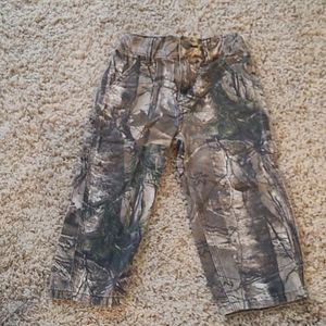 2T Carhartt camo pants